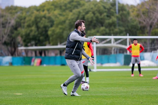 1612143545906057827.jpg 莱科首训02.jpg